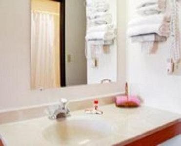Westwood Inn & Suites - Kimball Oda fotoğraf
