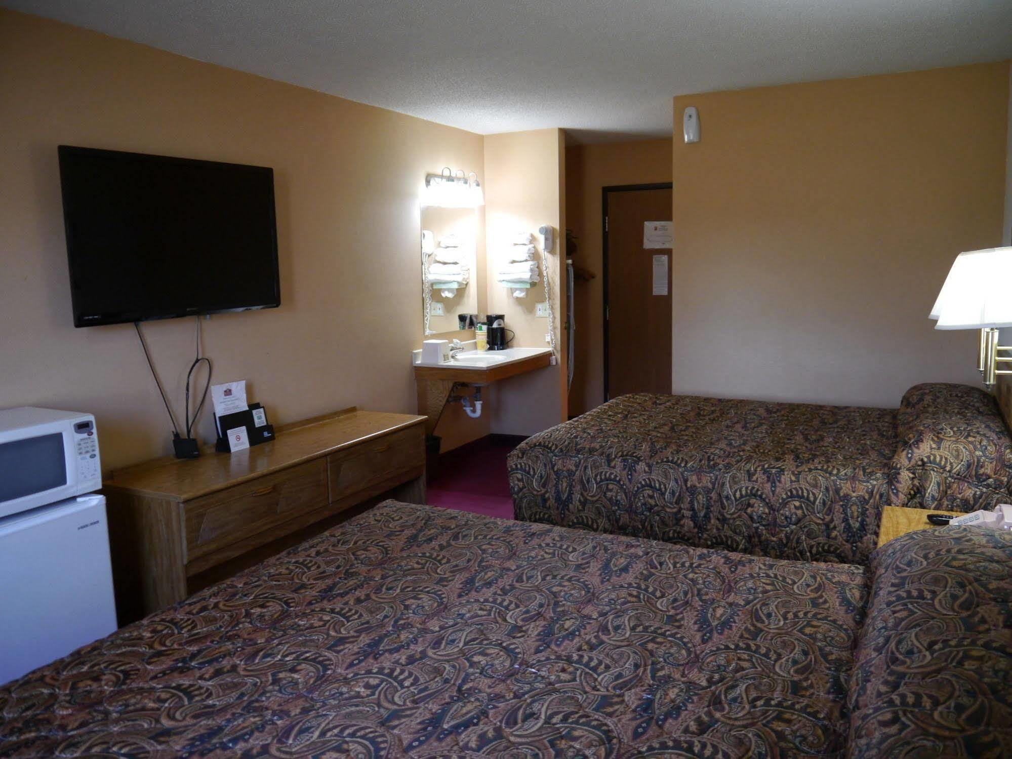 Westwood Inn & Suites - Kimball Dış mekan fotoğraf